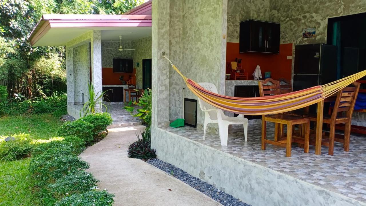 Nananuira Apartment And Room Khao Lak Exterior foto