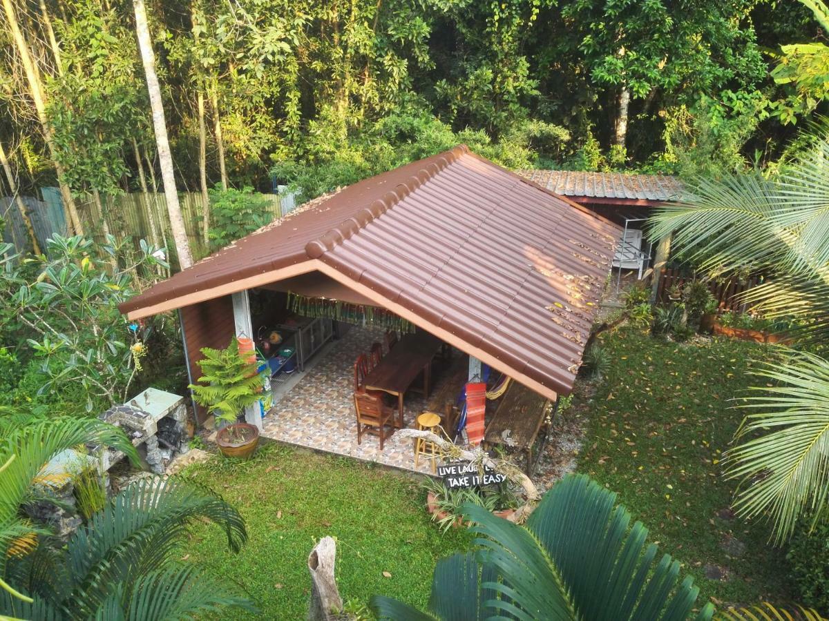 Nananuira Apartment And Room Khao Lak Exterior foto