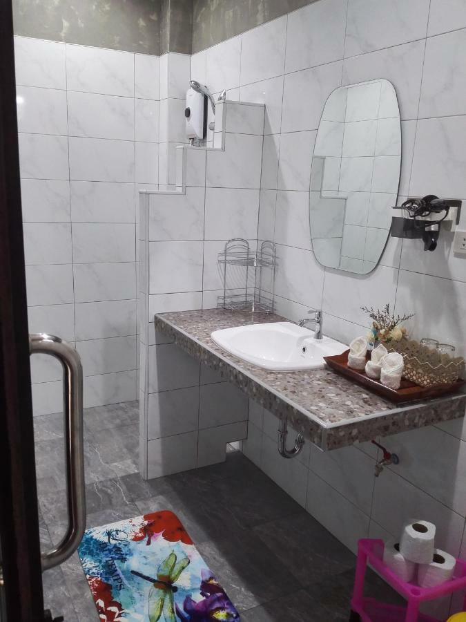 Nananuira Apartment And Room Khao Lak Exterior foto
